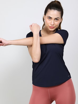 Tactel Microfiber Elastane Stretch Curved Hem Styled Half Sleeve T-Shirt