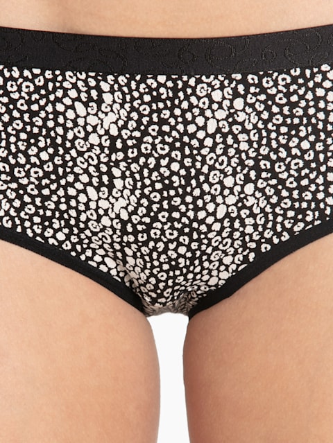 Mid-waist Hipsters Panties with Ultra-soft Exposed Waistband - Black print