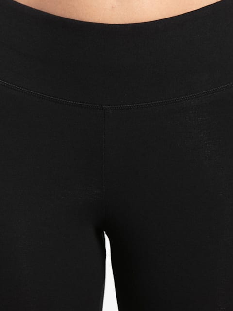 Women's Super Combed Cotton Elastane Stretch Slim Fit Capri with Ultrasoft Waistband - Black & Ruby