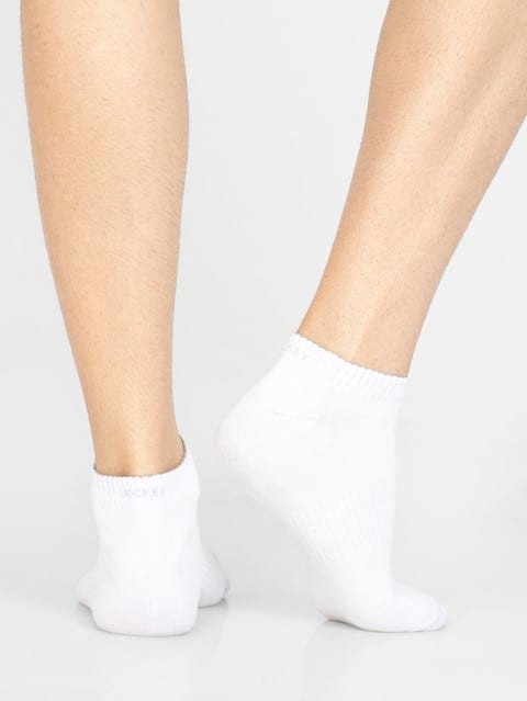 Men's Compact Cotton Stretch Low Show Socks With Stay Fresh Treatment - White