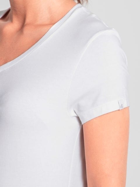 Women's Super Combed Cotton Elastane Stretch Regular Fit Solid V Neck Half Sleeve T-Shirt - White