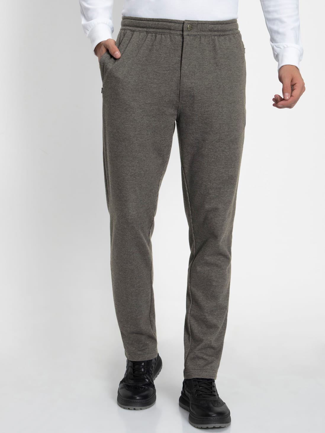 Buy Invictus Trousers online  Men  260 products  FASHIOLAin