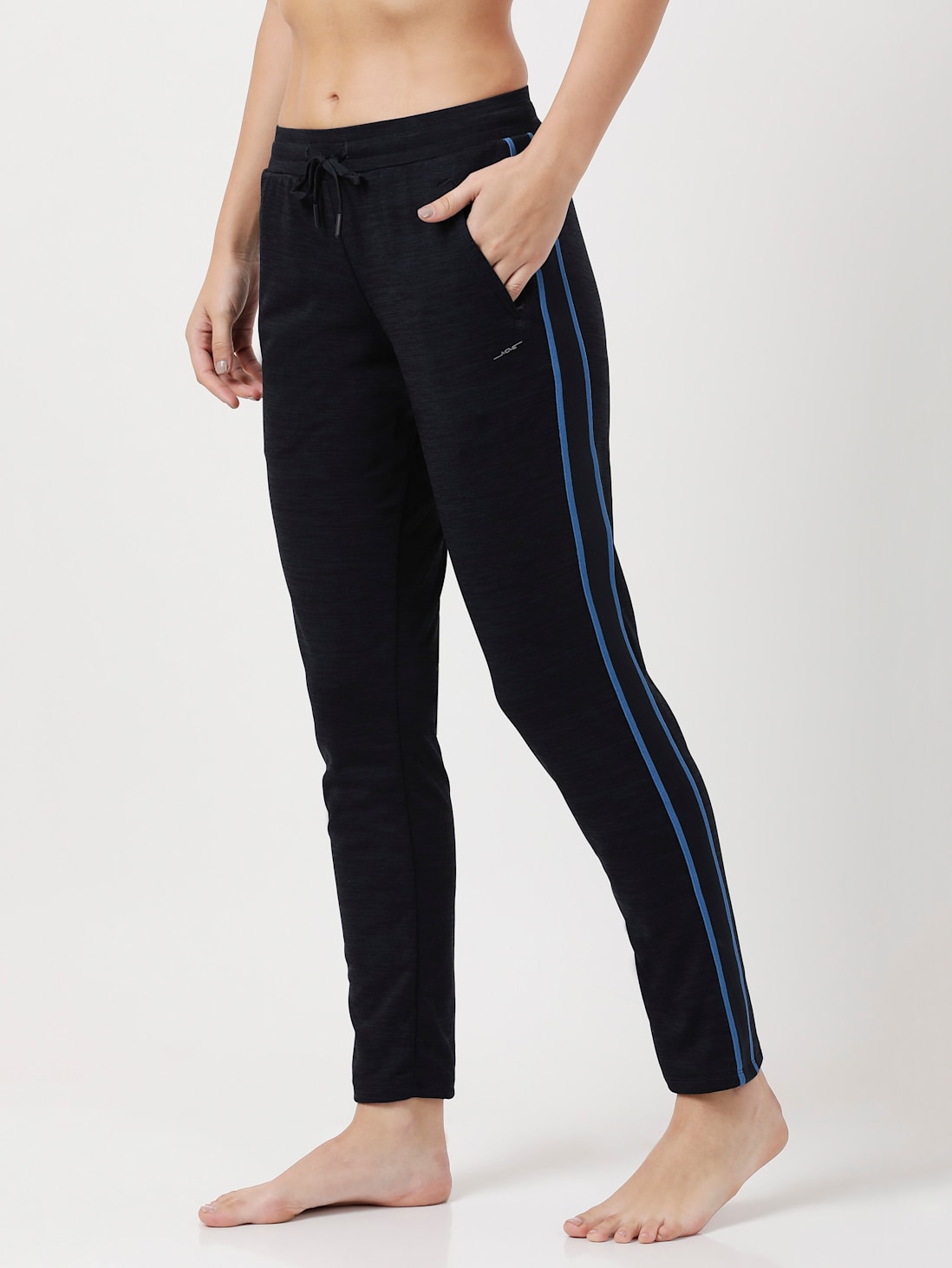 Buy Super Combed Cotton Elastane Relaxed Fit Trackpants With Side Pockets -  Charcoal Melange 1302 | Jockey India