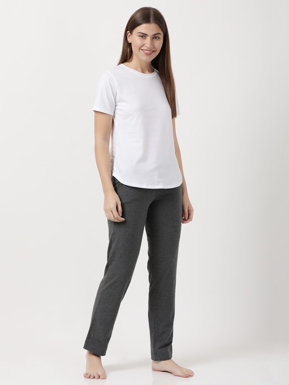 Buy Women's Super Combed Cotton Rich Relaxed Fit Trackpants With Contrast  Side Piping and Pockets - Black 1305 | Jockey India