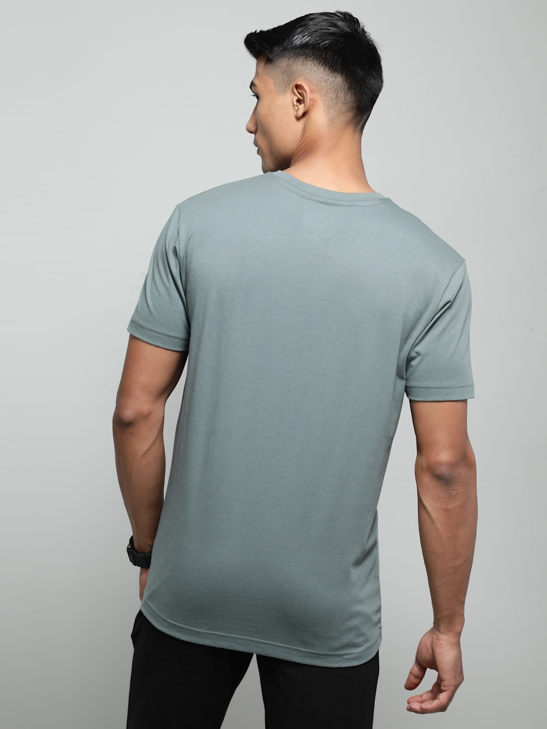 Buy Men's Super Combed Cotton Rich Solid V Neck Half Sleeve T-Shirt ...
