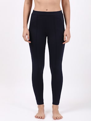 Lululemon Capri Leggings Size 4. Black and white. side and back zip pockets