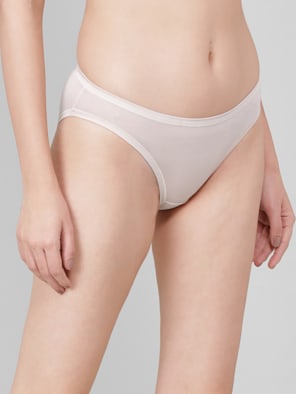 Buy Jockey Women's Medium Coverage Super Combed Cotton Mid Waist Bikini  With Exposed Waistband and StayFresh Treatment - Dark Assorted(Pack of 2)  Online at Best Prices in India - JioMart.