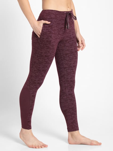 Details 85+ burgundy yoga pants super hot - in.eteachers