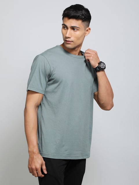 Buy Jockey Men Super Combed Cotton Rich Solid Round Neck Half Sleeve  T-Shirt Balsam Green Online
