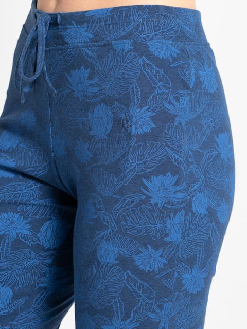 Buy Women's Super Combed Cotton Elastane Stretch Slim Fit Printed Capri  with Side Pockets - Vintage Denim Melange Printed 1300