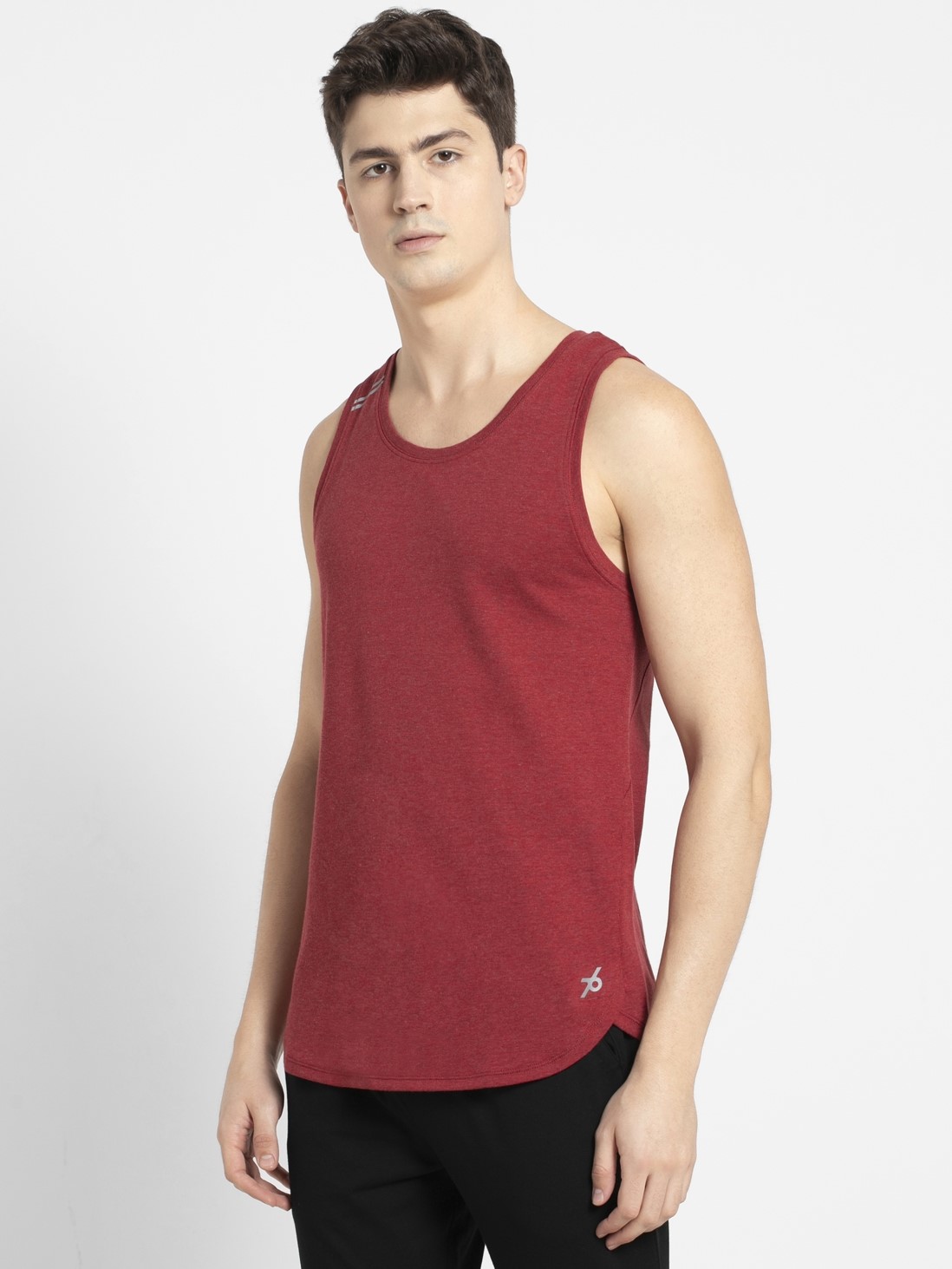 Buy Bric Red Melange Round Neck Sleeveless Tank Top With Breathable Mesh For Men Mv06 Jockey India 0456