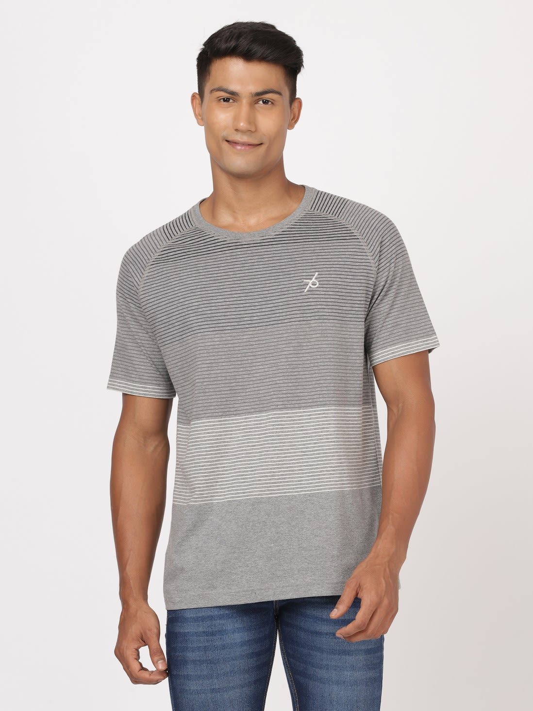 Grey Mens Clothing T-shirts Short sleeve t-shirts for Men Vetements Cotton Logo Label T-shirt in Grey Melange/Navy 